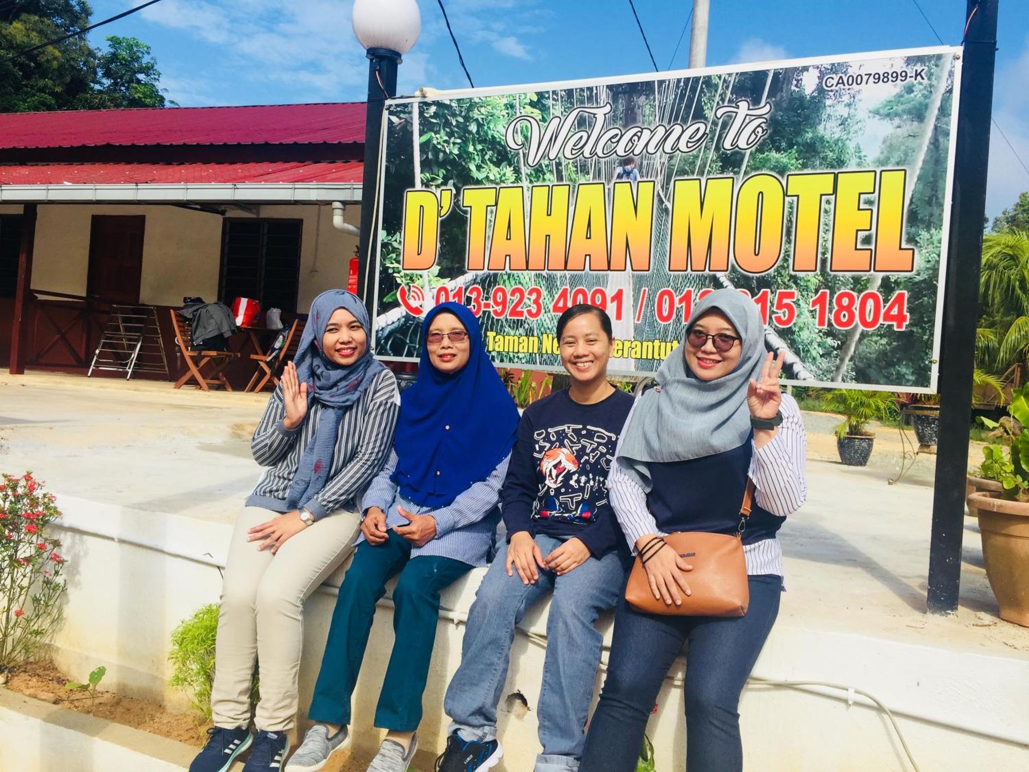 Dtahan Motel Taman Negara Куала Тахан Екстериор снимка